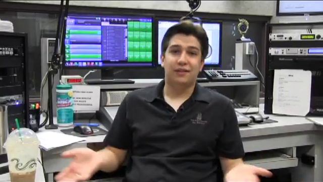 FM90 alum discusses the importance of college radio смотреть онлайн