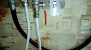 Не зажигается газовая колонка. Меняем батарейки.