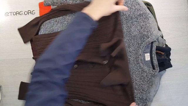 08238 Folded Sweaters (Свитера м\ж)№1 15,05 кг 6,99€ за кг 40 ед