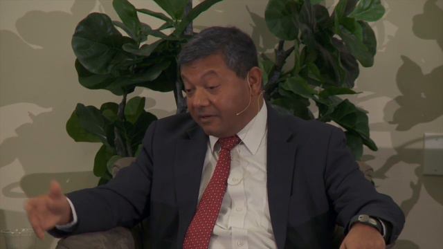 Arun Majumdar, Jagdeep Bachher, Sally Benson | Expanding the Clean Energy Economy смотреть онлайн