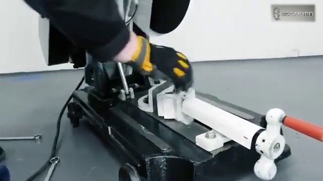 Дисковая пила COM 400М-3 и COM 400Т-4, обзор абразивно-отрезных станков смотреть онлайн