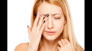 Опухло и болит веко верхнего глаза