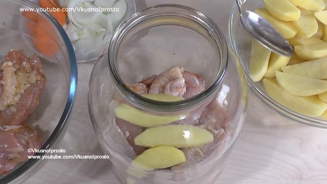 КУРИЦА В ДУХОВКЕ в собственном соку / Курица в Банке/ Очень Нежная и Вкусная