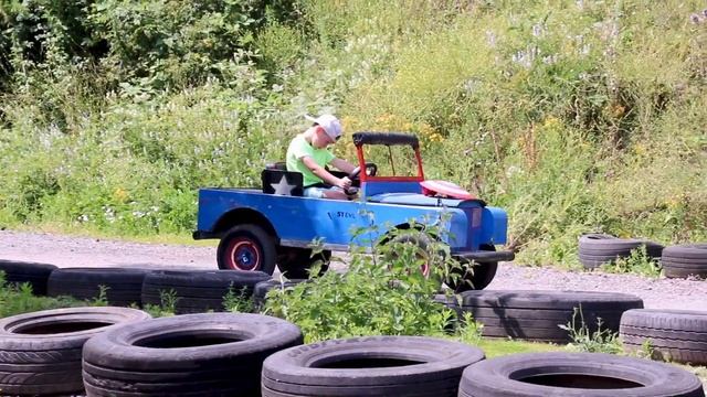 Диггерленд - парк аттракционов смотреть онлайн