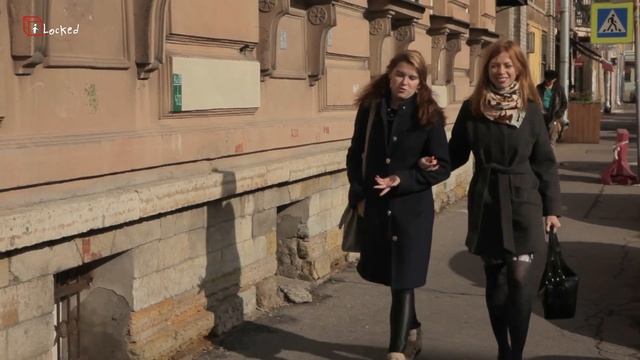 Динозавр пугает жителей Петербурга смотреть онлайн