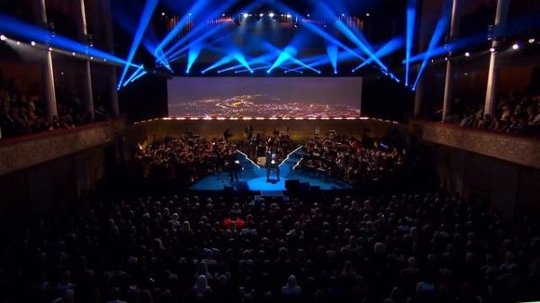 Gregory Porter performs It's Probably Me.mp4