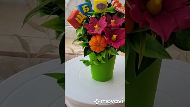 СКОРО В ШКОЛУ ! БУКЕТЫ НА 1 СЕНТЯБРЯ! БУКЕТЫ ИЗ МЫЛА . смотреть онлайн