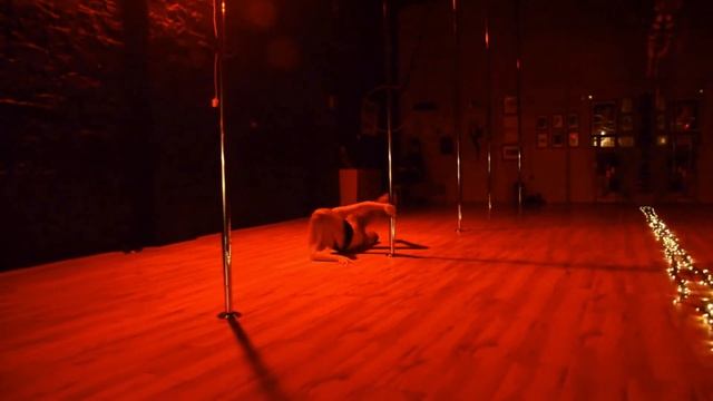 Yonce Beyonce Freestyle Pole Dance Exotic Leanne Cummins смотреть онлайн