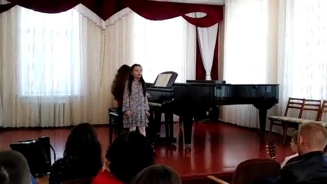 "Весенняя рапсодия" смотреть онлайн
