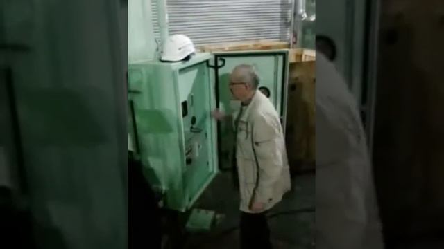 Угадайте, что делают эти люди? смотреть онлайн