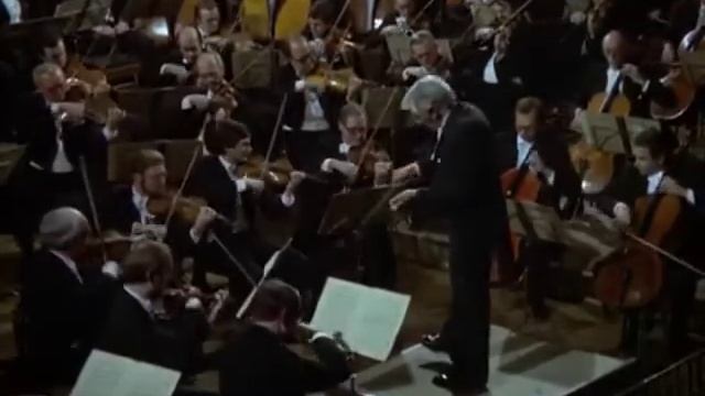 Ludwig van Beethoven - Symphony no 6 in F major, Op 68 - Pastoral Dirección Leonard Bernstein смотреть онлайн