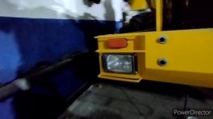 К-700а.Примеряем контейнера для аккумуляторов.Ремонт продолжается.#алекс_юстасу #ремонт #контейнеры