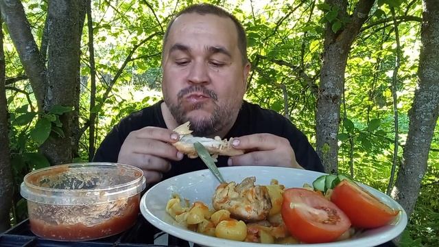 Обжор - курица с макаронами и аджикой