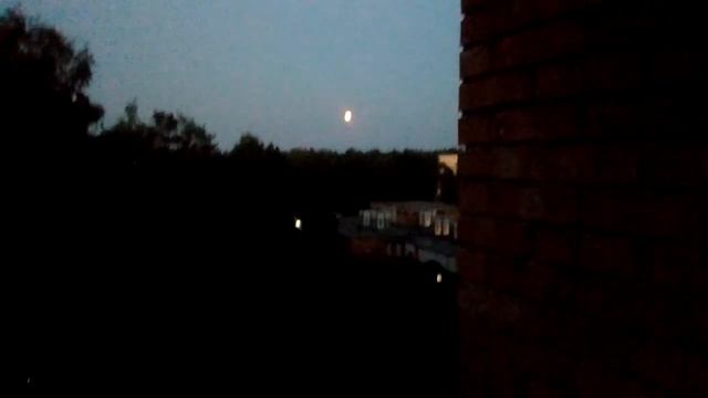 Шок! Заметил красную луну смотреть онлайн