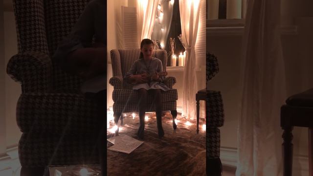 Violet and her Uke doing a cover of Sia's 'Bird Set Free' смотреть онлайн