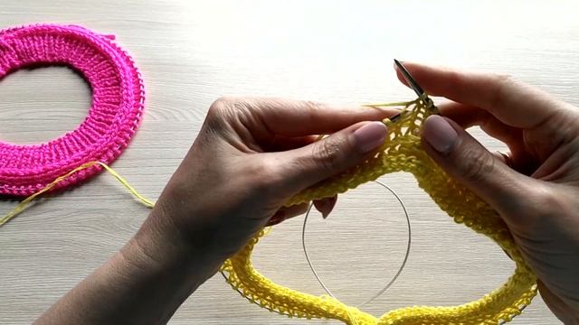 Горловина с помощью ШНУРА I-CORD c эффектом ложной кетлевки смотреть онлайн