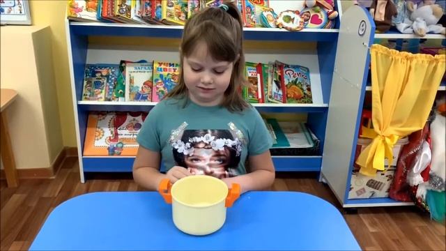 "Как научить ребенка правильно держать карандаш или ручку", подготовила воспитатель Секач О. Е. смотреть онлайн