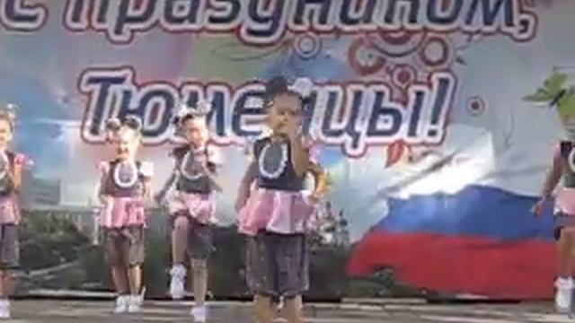 Танец "Мышки-смешинки" (Мышка-хохоша), ансамбль "Атриум", День города, ДК "Орфей", Тюмень смотреть онлайн