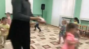 Игра: «Снежок»