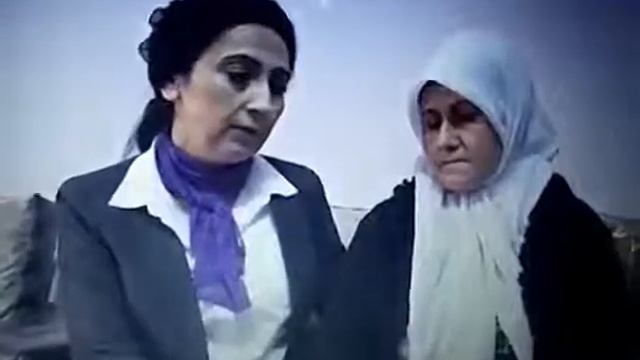 Figen Yüksekdağ'ın Kürtçe'yle imtihanı смотреть онлайн