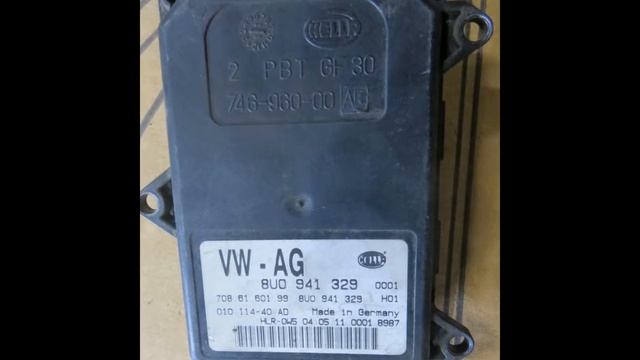 Блок управления фарой Audi, VW, Skoda 8u0941329 смотреть онлайн