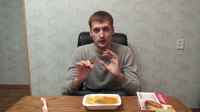 Обзор на Сытоедов. Шницель с картофельным пюре под красным соусом отзыв от Vilimas TV смотреть онлайн