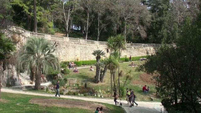 Le Jardin de la fontaine et la tour Magne (Nîmes - Gard - France) смотреть онлайн