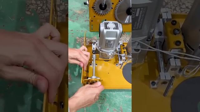 Multi - Functional Woodworking Machine by SN Tools Sliding Table Saw Cutting Machine - 1386#short смотреть онлайн