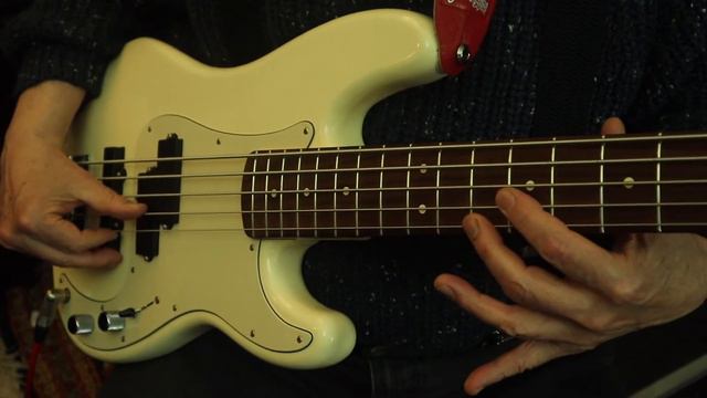 Getting more sounds from your Fender Precision bass USA with a custom Hotwire PJ pickup set!! смотреть онлайн
