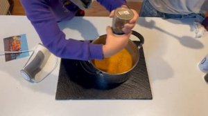 Томатный суп и сэндвичи с моцареллой. Вместе вкуснее!