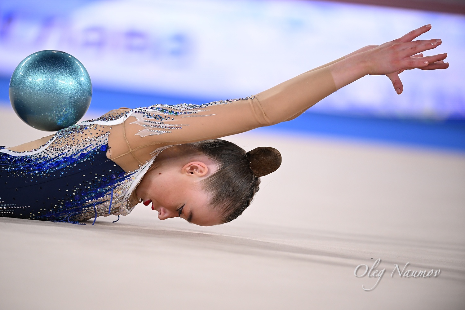 Музыка для художественной гимнастики - Track 6992 смотреть онлайн