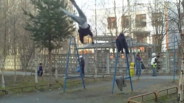 Скорпион в стойку на 180 смотреть онлайн