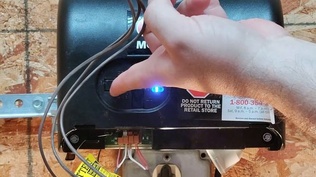 How to set Travel limits on a Genie Garage door opener смотреть онлайн