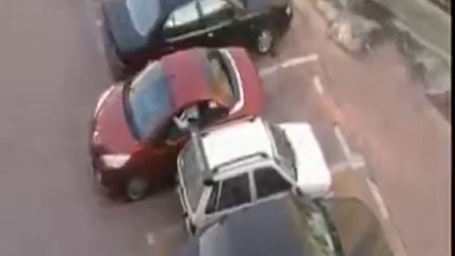 как паркуются женщины за границей смотреть онлайн