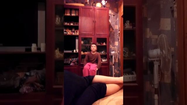 ГЛЕБУШКА учит стихотворение ЛИСТЬЯ(1) смотреть онлайн