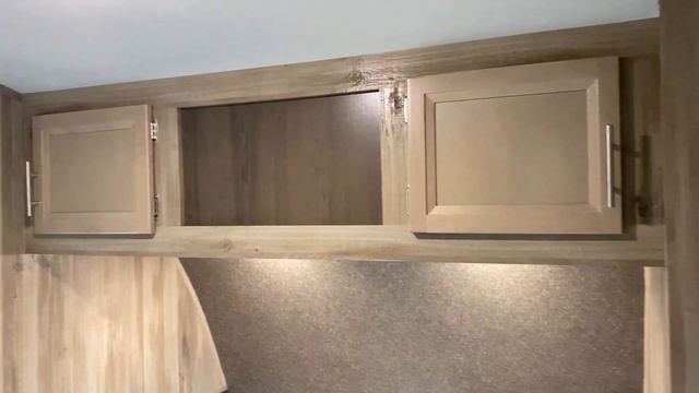 PERFECT Size for ½ Tons!! 2019 Catalina 243RBS (Sold) смотреть онлайн