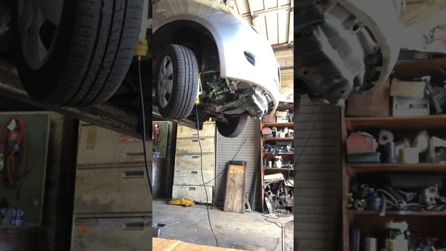 Toyota Yaris,crank sensor replace смотреть онлайн