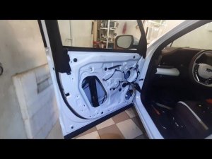 Как снять обшивку двери Джели Монджеро (Geely Monjaro) 2023г (шумоизоляция)