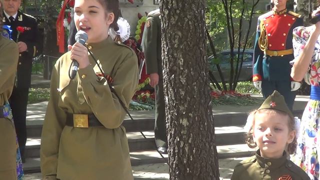 Студия "Нужные люди" песня "Офицеры России" смотреть онлайн