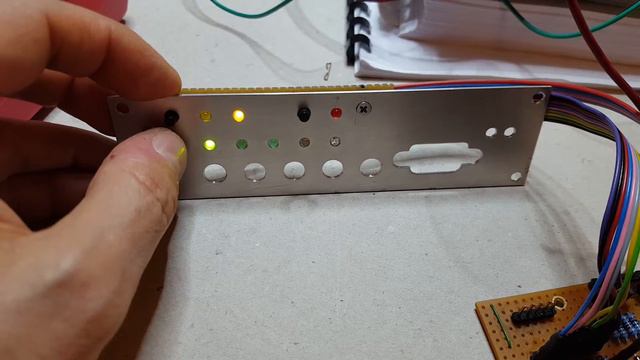 ADTRX-9 Control Logic Bredboard смотреть онлайн