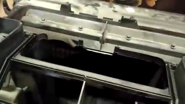 Испаритель кондиционера мерседес w210. Где находится, как чистить смотреть онлайн