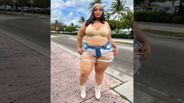 BBW Latina Booty смотреть онлайн