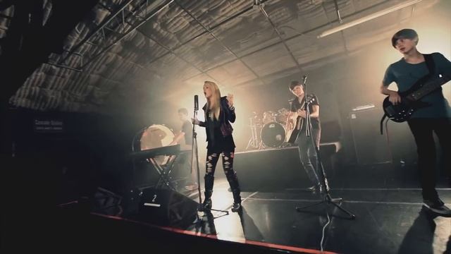 "Radioactive" Imagine Dragons (ft. The Macy Kate Band & Kurt Schneider) смотреть онлайн