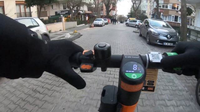 "Bineq" Segway ES4 Electric Scooter To Rent - Istanbul Kadıköy Streets (Environment Sound Only) 4K смотреть онлайн