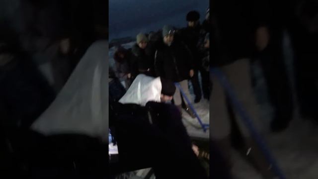 Освящение воды в проруби и на озере Кенон(2) смотреть онлайн
