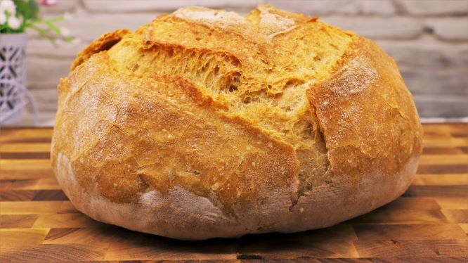 Хрустящий домашний хлеб без дрожжей и без замеса! смотреть онлайн