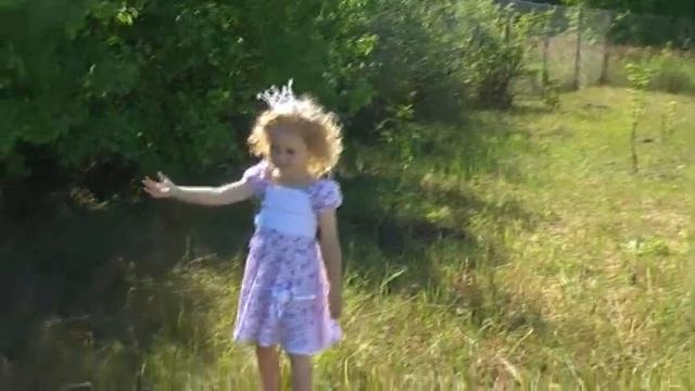 лето, дача, украшения для моей принцессы смотреть онлайн