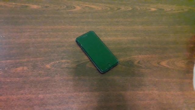 РАЗРЯДИЛСЯ АЙФОН, ЧТО ДЕЛАТЬ? смотреть онлайн