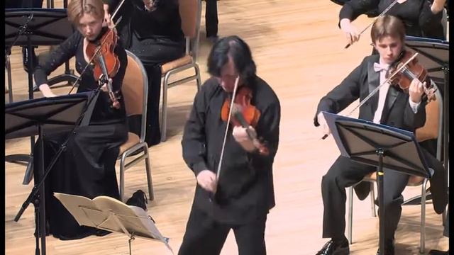 Bach Violin Concerto a-moll Part 3 Maxim Fedotov Violin смотреть онлайн