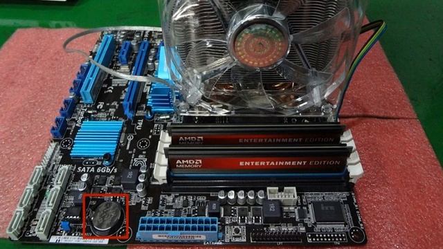 Какая батарейка нужна для материнской платы и как ее установить смотреть онлайн